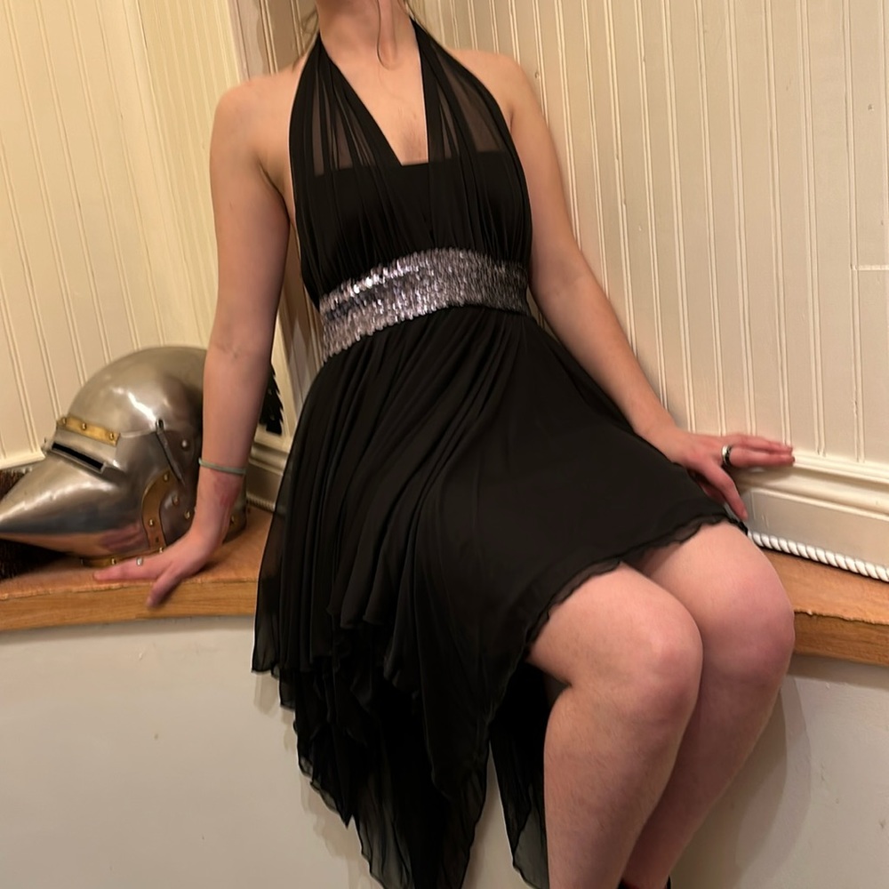 SZ 8 Laura Petite Cocktail length chiffon, handkerchief hemline